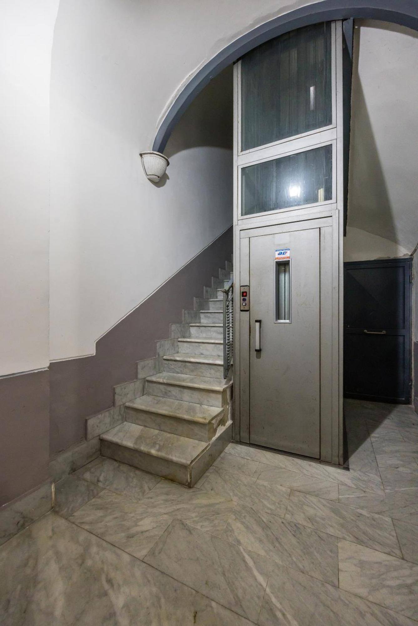 Lioy 25 By Napoliapartments Luaran gambar